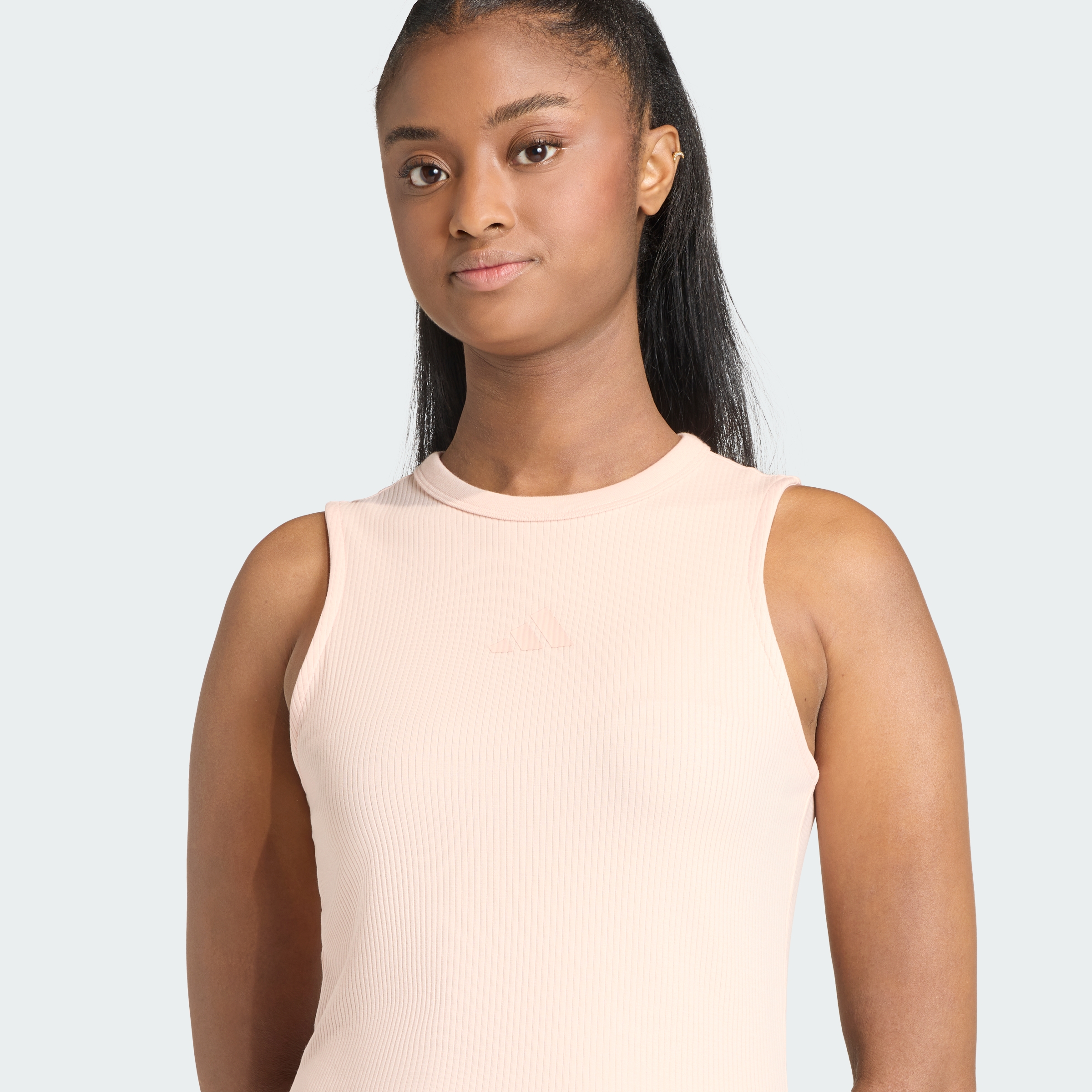 https://assets.adidas.com/images//fe2a740dd1004af898eb6db6fd4f94b6_9366/KD6588_41_detail.jpg