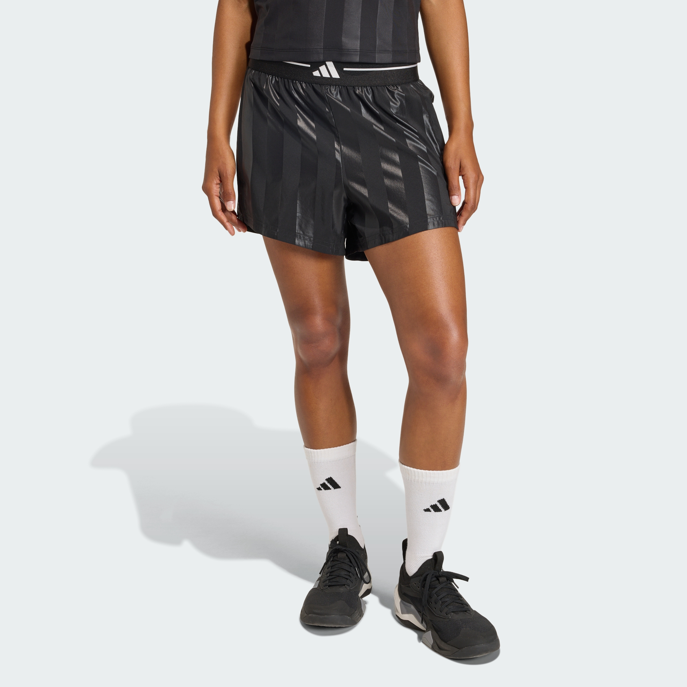 https://assets.adidas.com/images/11140d710e43493e808828bbbe2a8d2f_9366/KD7025_000_plp_model.jpgKD7025_000_plp_model.jpg