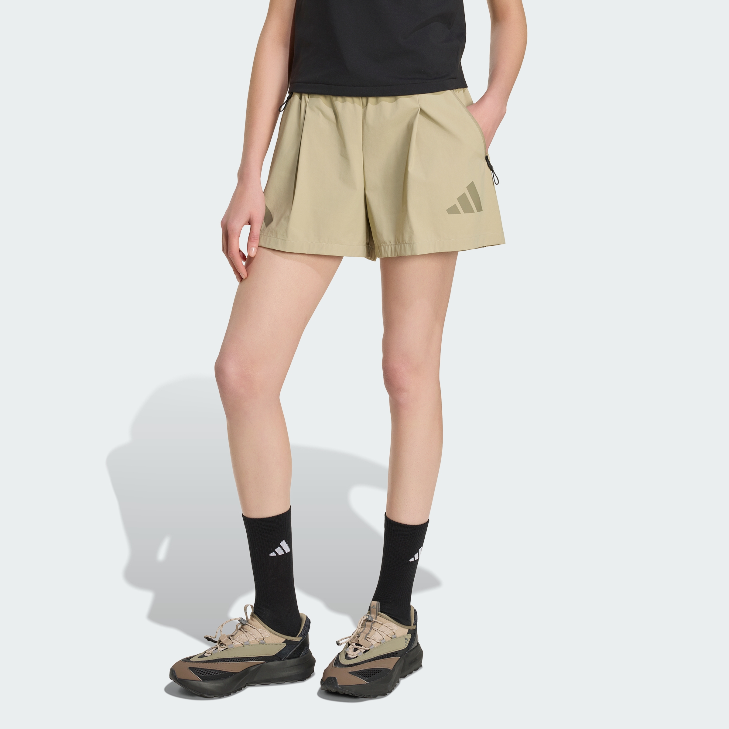 https://assets.adidas.com/images/9c5dab634b6f4d7f8e784e3d9c1818b6_9366/KD8463_000_plp_model.jpgKD8463_000_plp_model.jpg