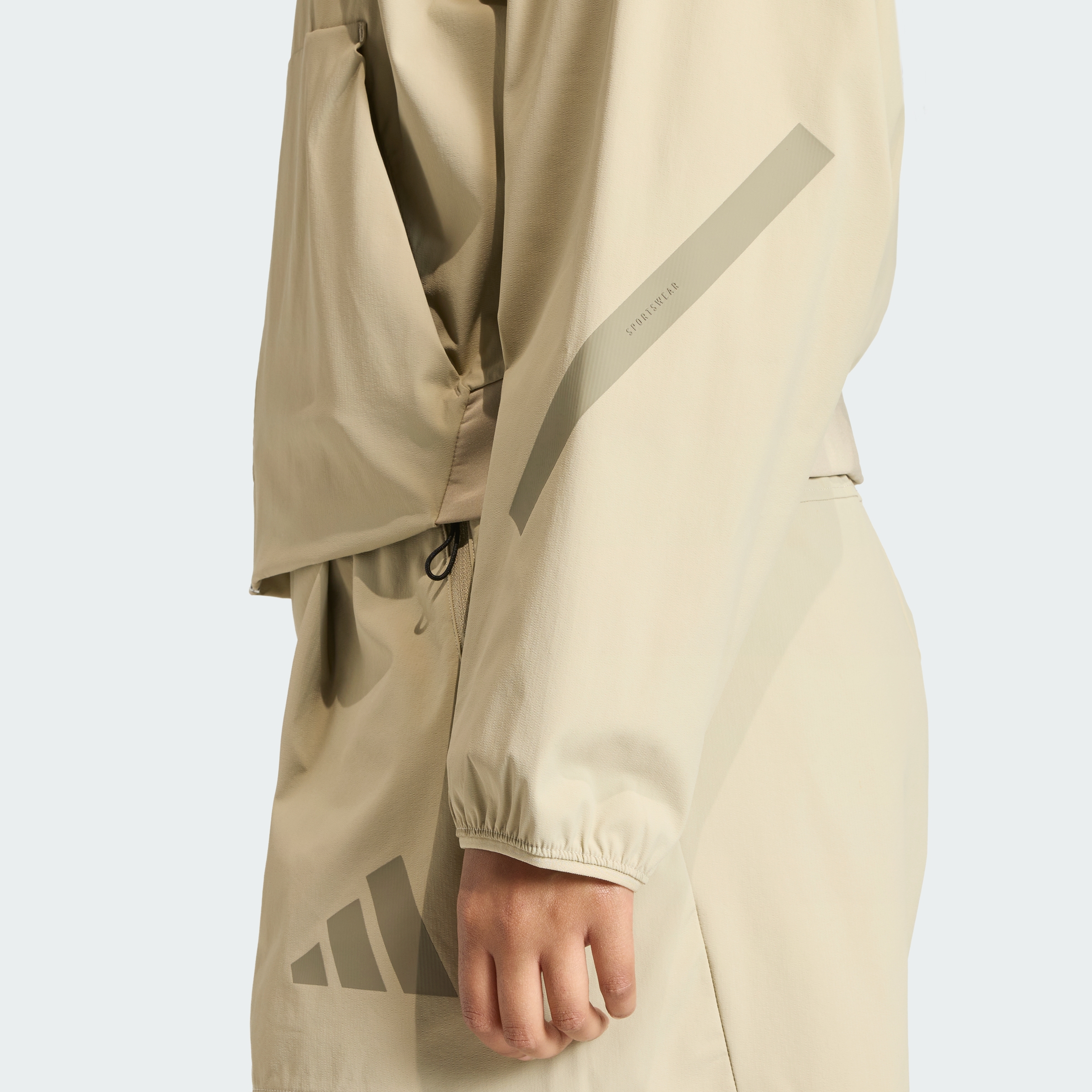 https://assets.adidas.com/images//3e426f3f691e46a7b3756adb2759631f_9366/KD8509_42_detail.jpg