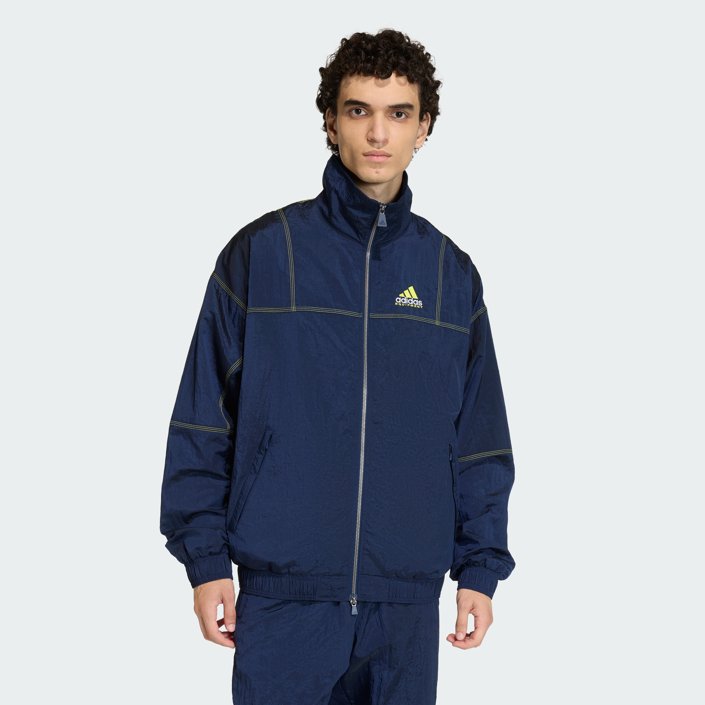 https://assets.adidas.com/images/a473714f1ed54607aef2401308cc2b42_9366/KE1362_000_plp_model.jpgKE1362_000_plp_model.jpg