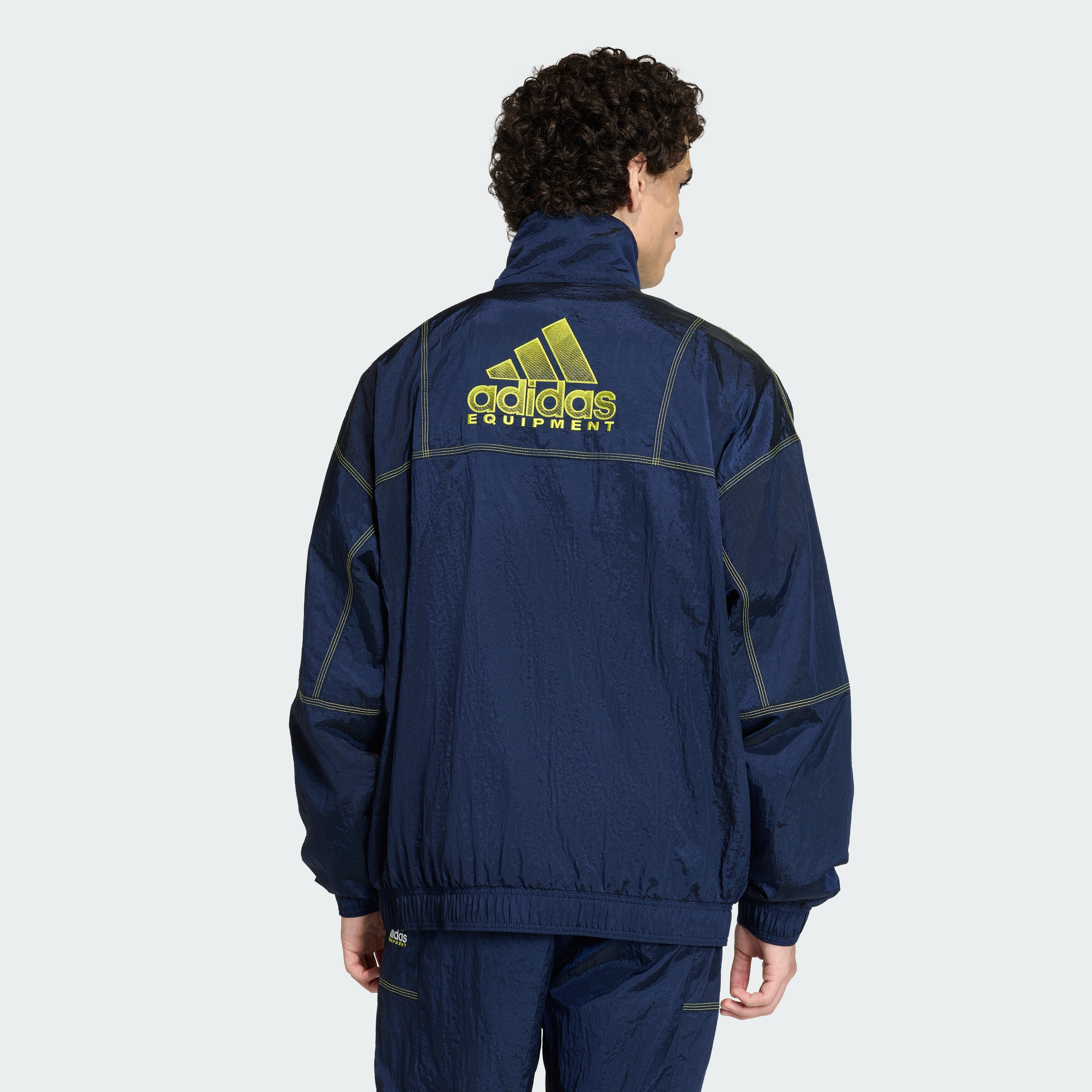 https://assets.adidas.com/images//3caae049761648d1a9e7ae94c8714904_9366/KE1362_23_hover_model.jpg