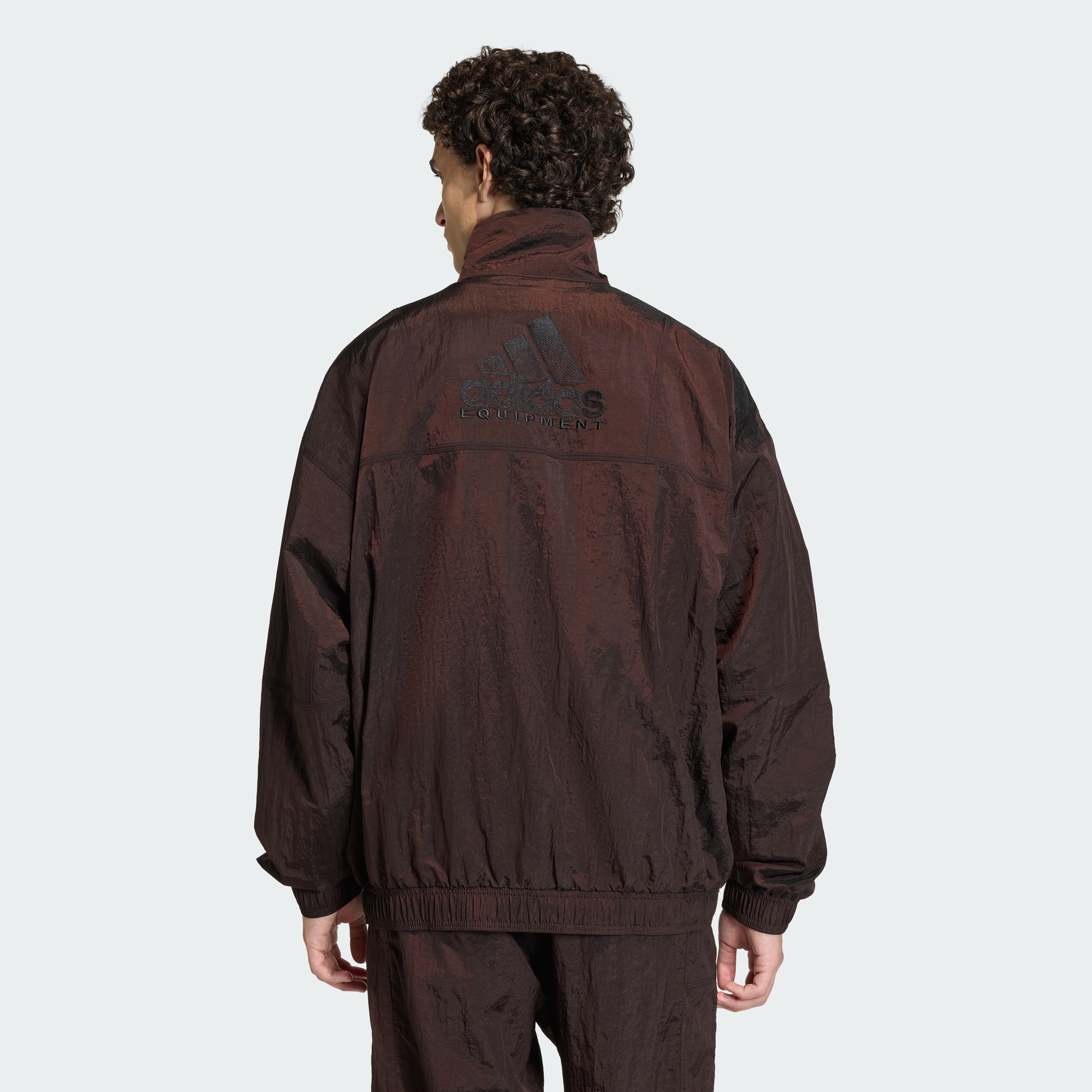 https://assets.adidas.com/images//c36e52b0347e44a0ba2ec802a989cf8b_9366/KE1363_23_hover_model.jpg