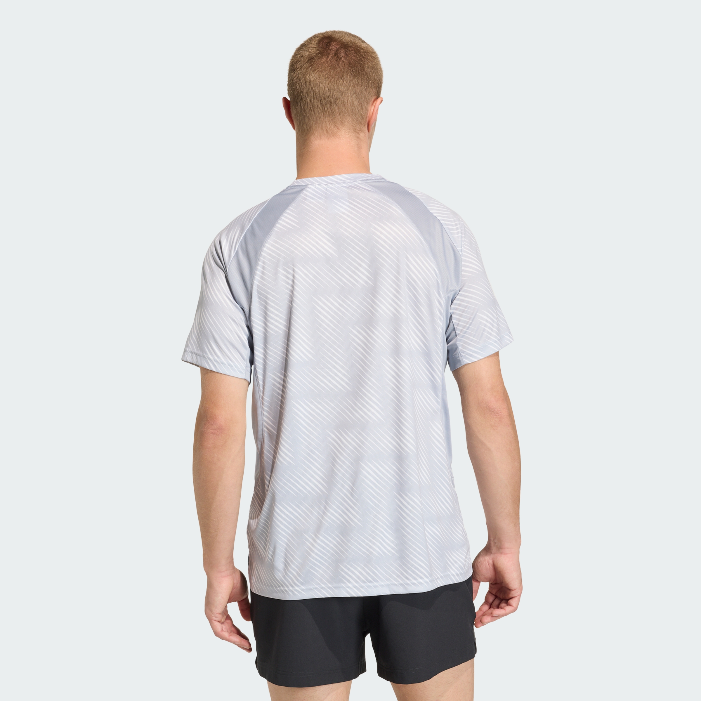 https://assets.adidas.com/images//751e58f0b7de44cf8a38692905f89449_9366/KE2254_23_hover_model.jpg