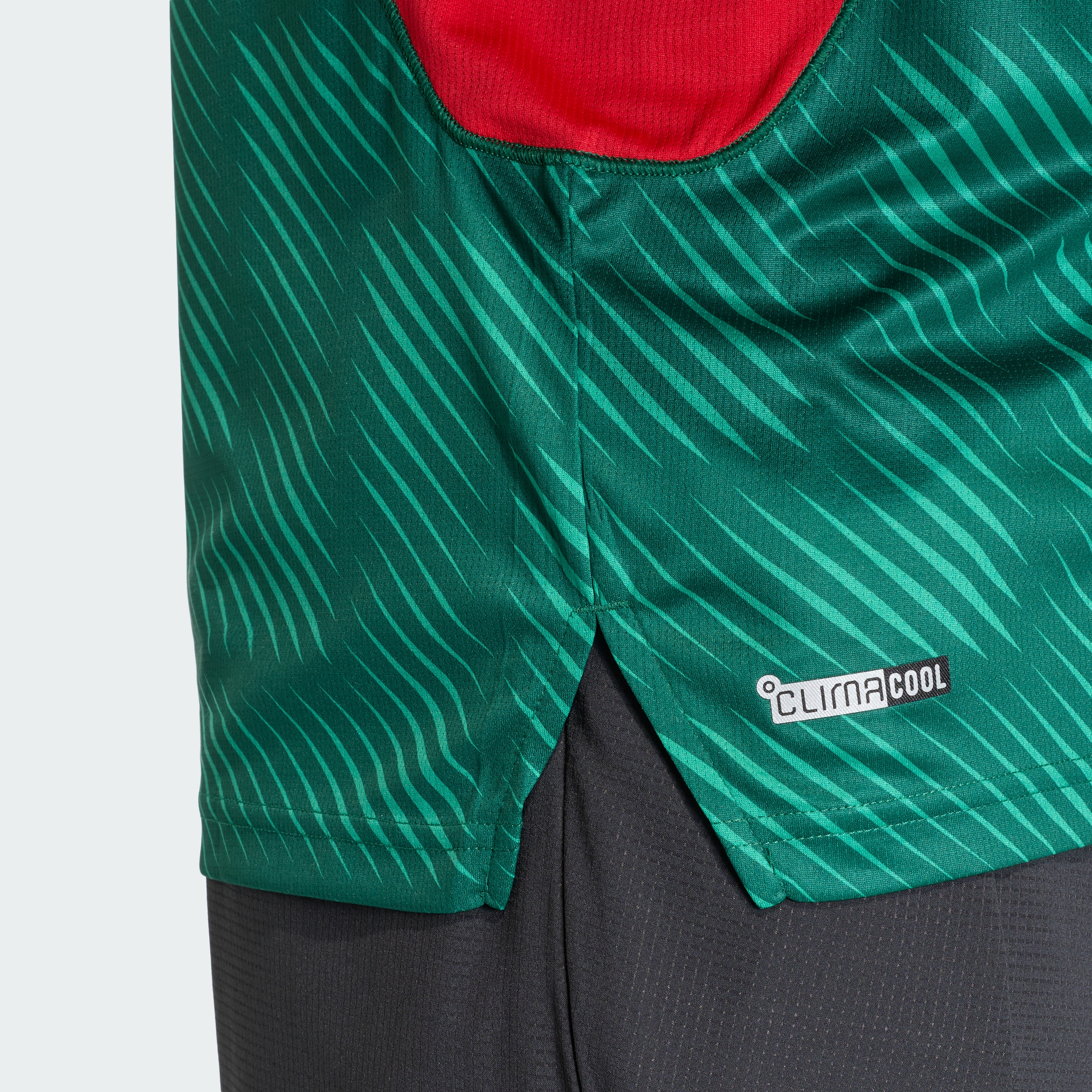 https://assets.adidas.com/images//db6aaeed8f444680a7142657e4934951_9366/KE2403_41_detail.jpg