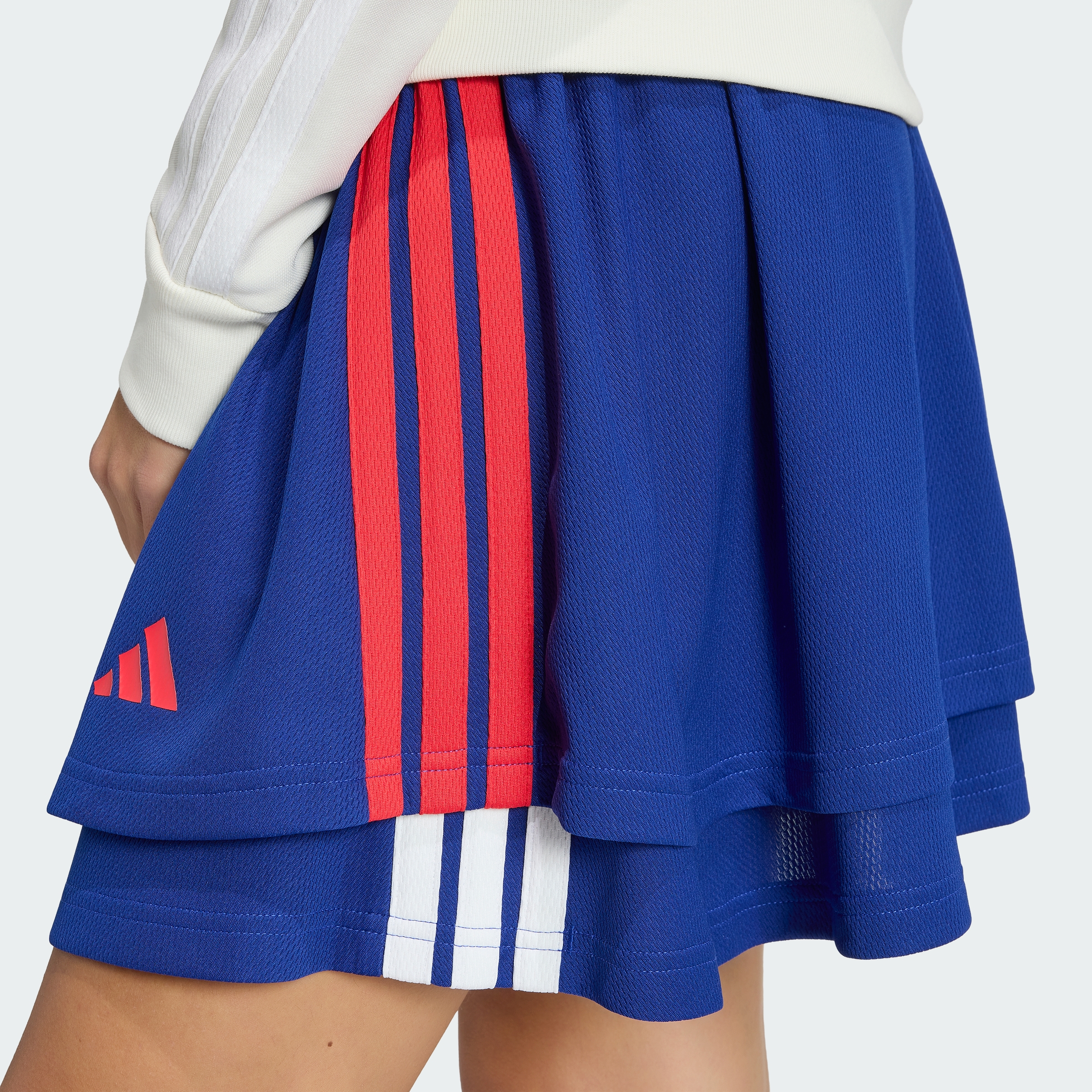 https://assets.adidas.com/images//ec11bcdf37b94f5cb2d5ef8c4b0da964_9366/KF2149_41_detail.jpg