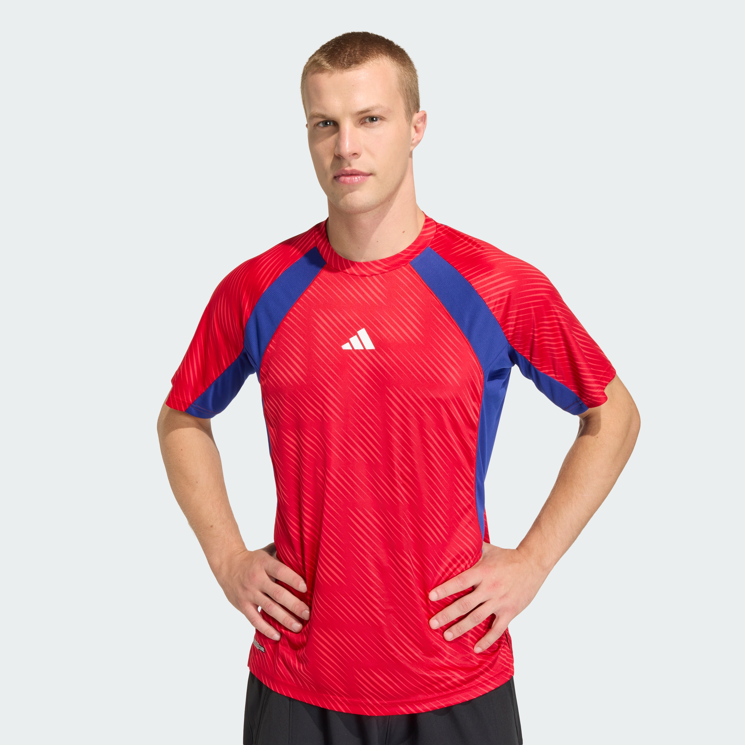 https://assets.adidas.com/images//54e480ca54af4204b7a9629fb9eb65a8_9366/KG0476_41_detail.jpg