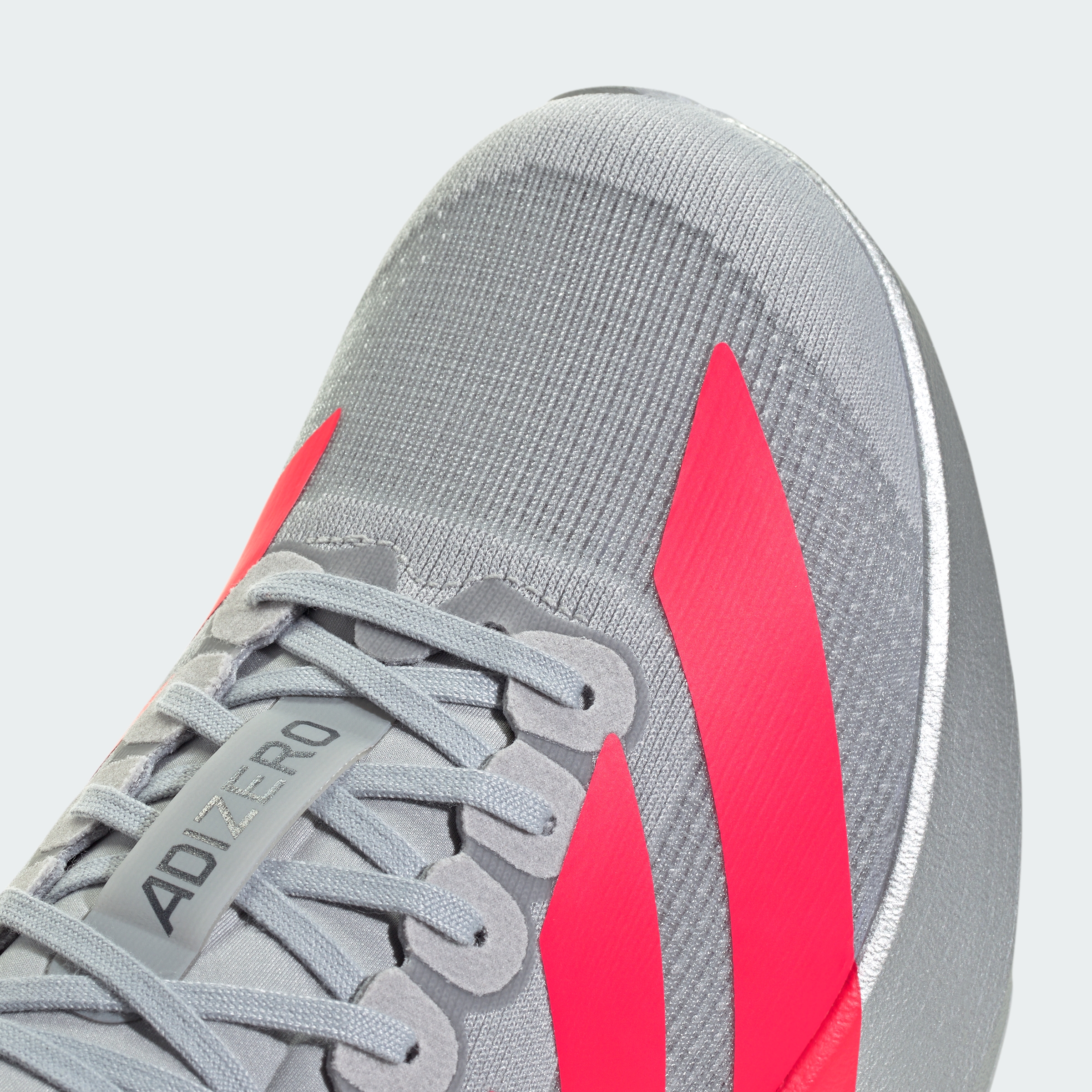 https://assets.adidas.com/images//33fcd97b6d004d209022b00c62e6557e_9366/KI3383_41_detail.jpg