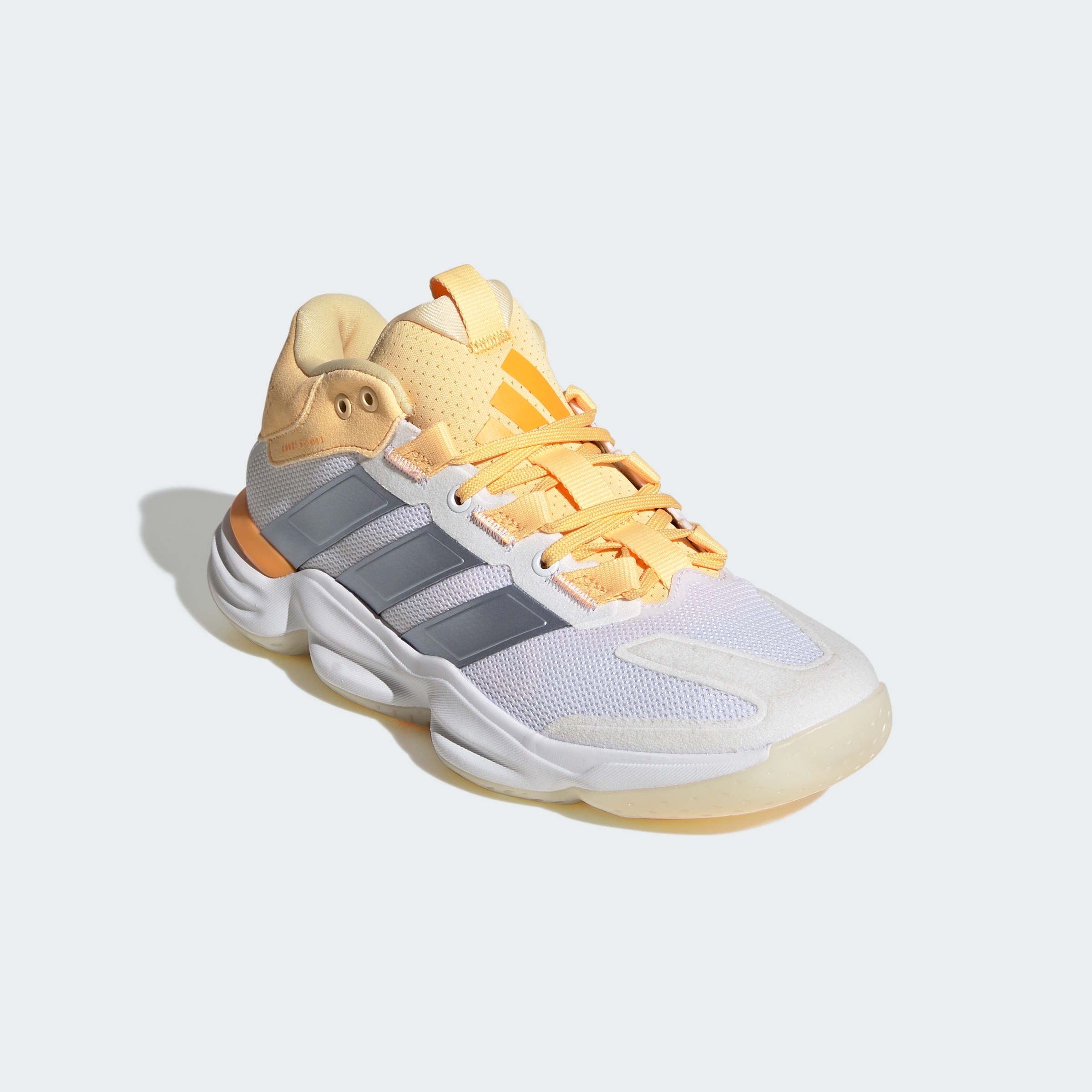 https://assets.adidas.com/images//1f1e6dc569c14097a24c63de371f574f_9366/KJ3663_04_standard.jpg