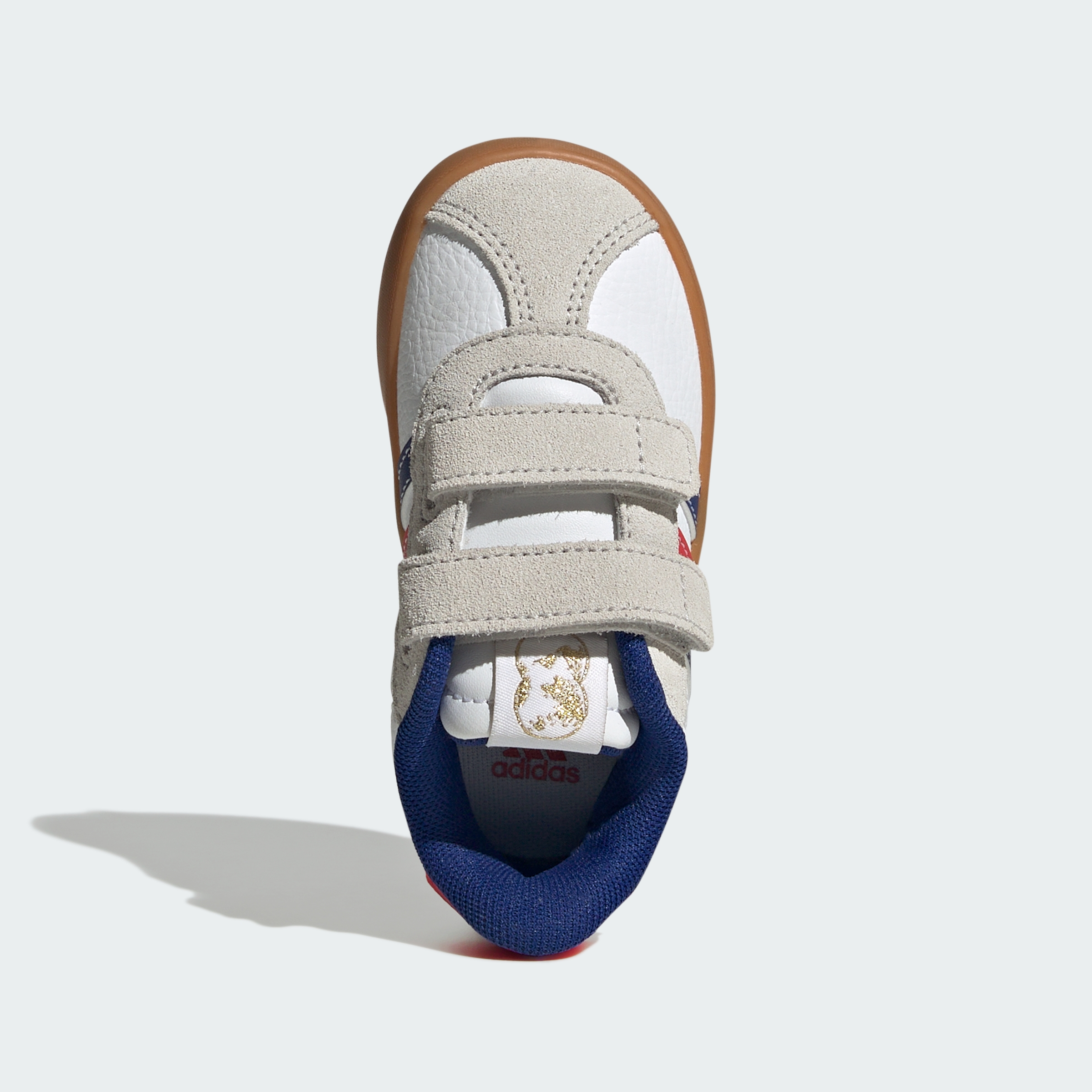 https://assets.adidas.com/images//41b41a7f08b347228bd11060f8967a98_9366/KJ6131_02_standard.jpg