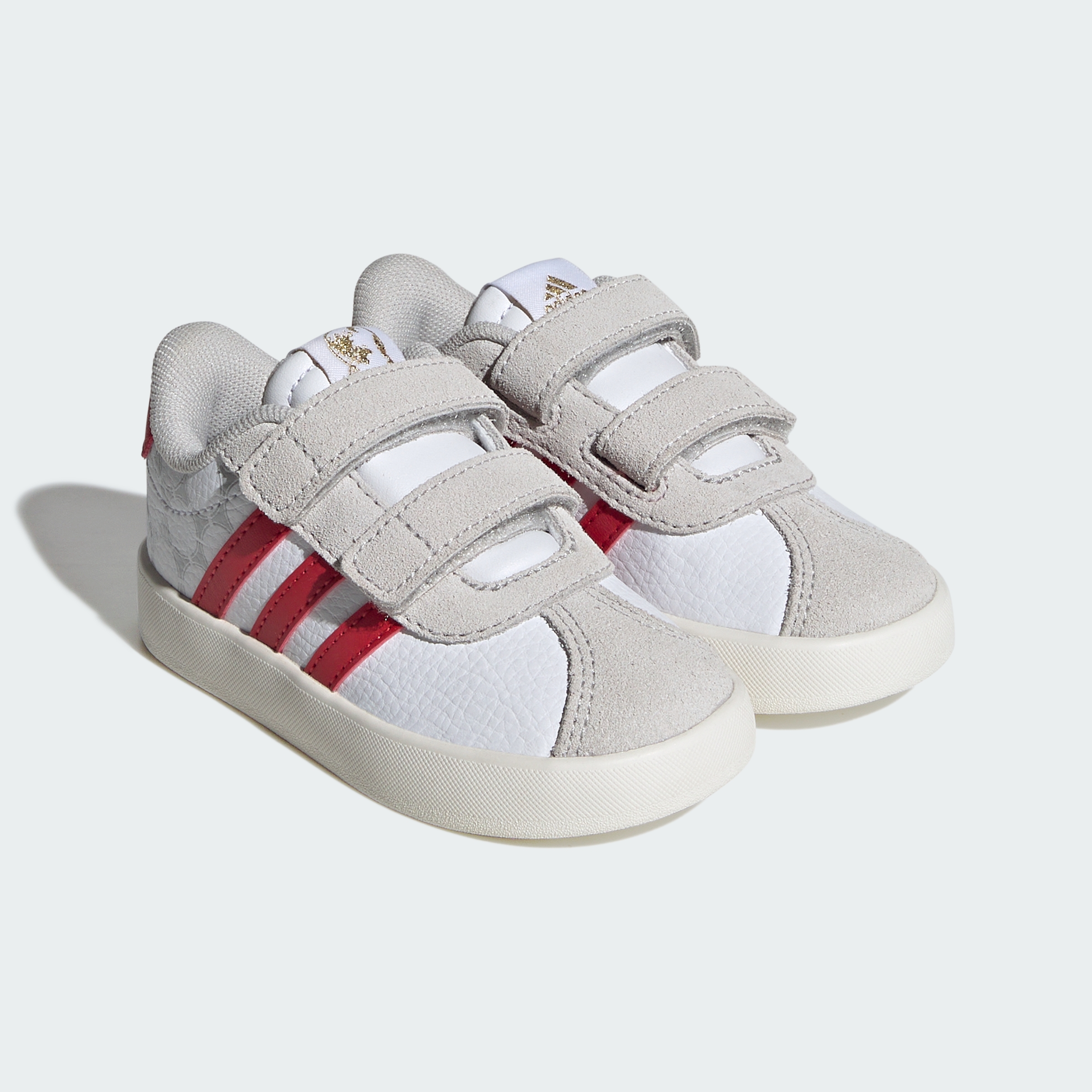 https://assets.adidas.com/images//cf17b5db2ef344b5bc0637dcedab6121_9366/KJ6132_01_02_hover_standard.jpg