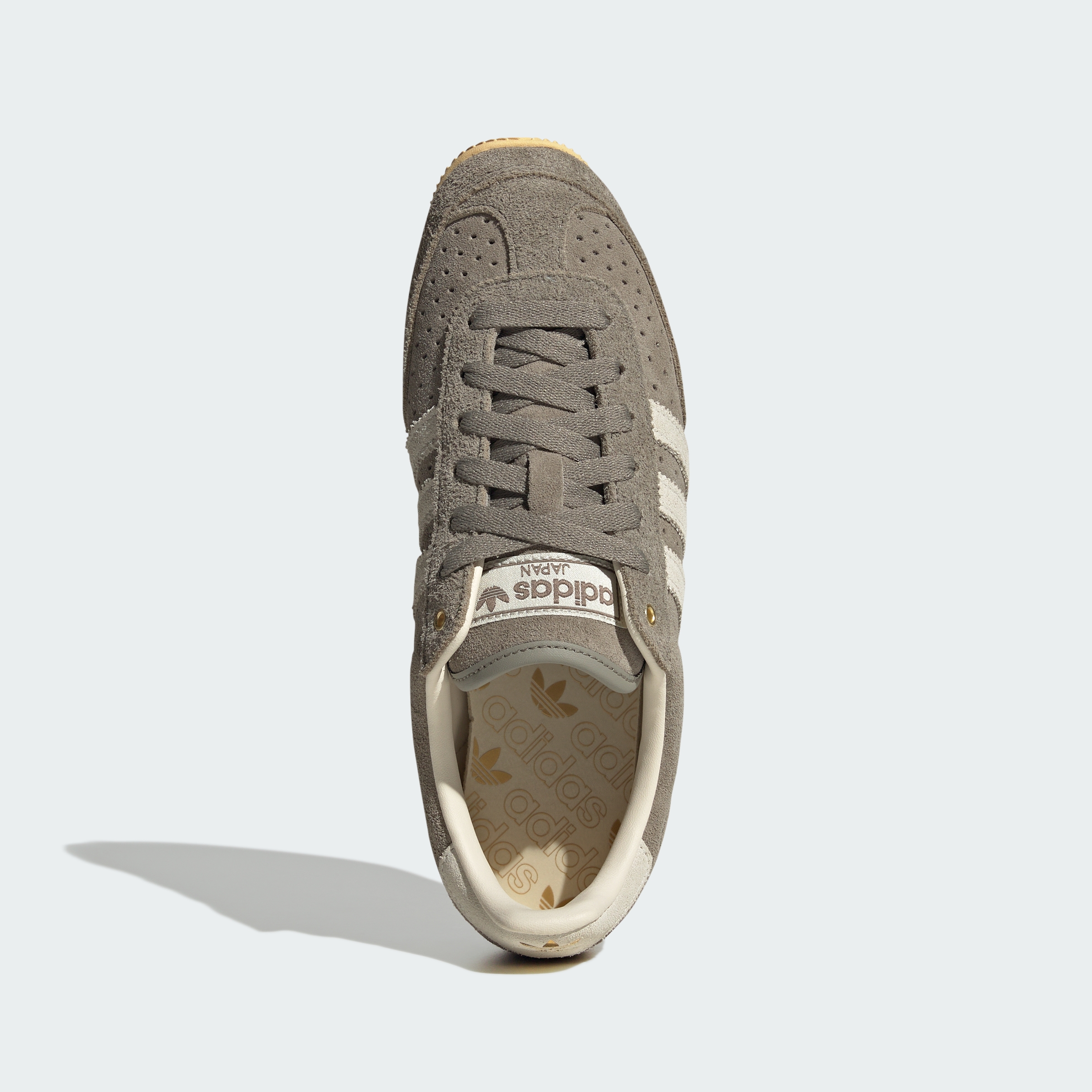 https://assets.adidas.com/images//9bc23143fa4b45798ea58a3d469287b1_9366/KJ6154_02_standard.jpg