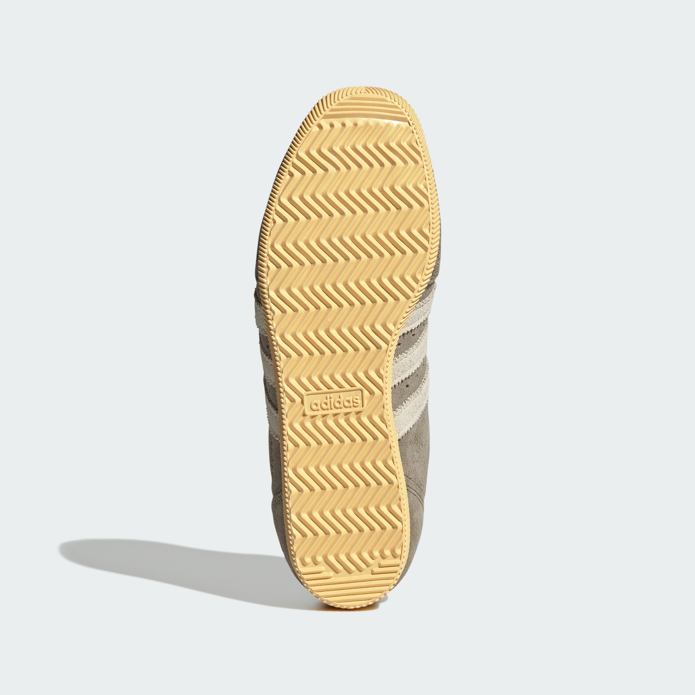 https://assets.adidas.com/images//9eaeab2d6a3a4a358ff993ce027d7b81_9366/KJ6154_03_standard.jpg