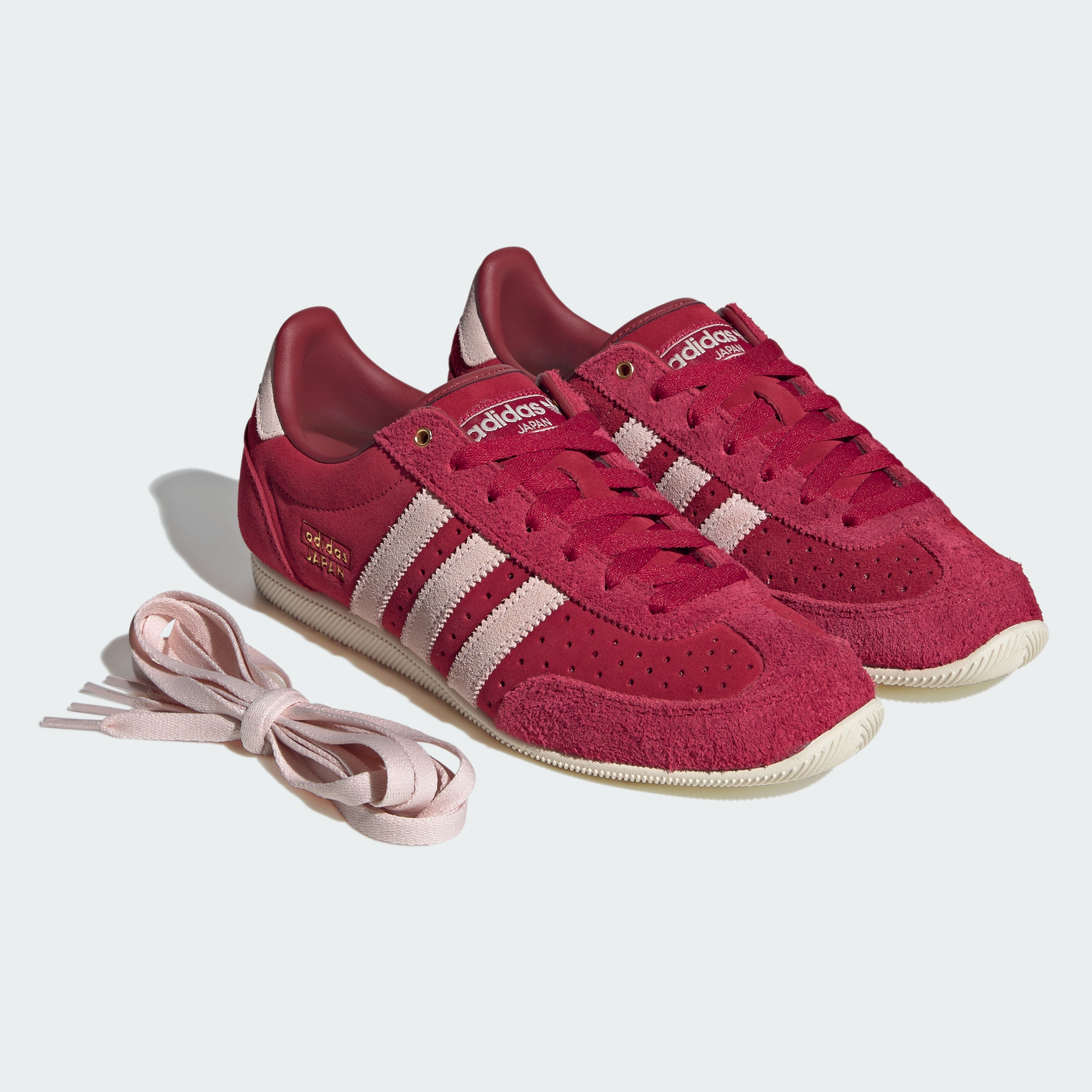 https://assets.adidas.com/images//5ba9fe7cfacc4c1baa4a88ec395ff6dd_9366/KJ6155_15_hover_standard.jpg