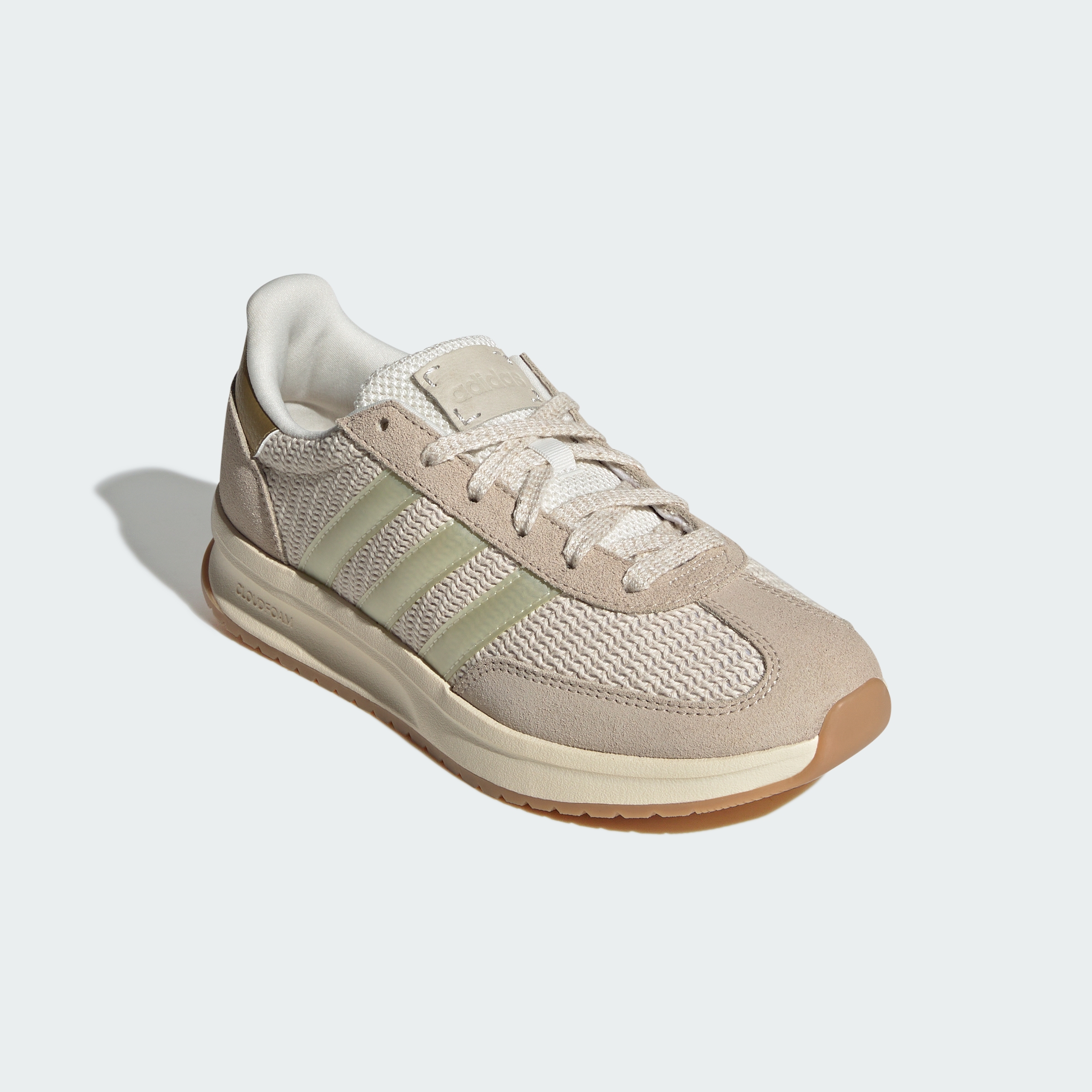 https://assets.adidas.com/images//18d19d7044ad46349359e52fba037008_9366/KK3393_04_standard.jpg