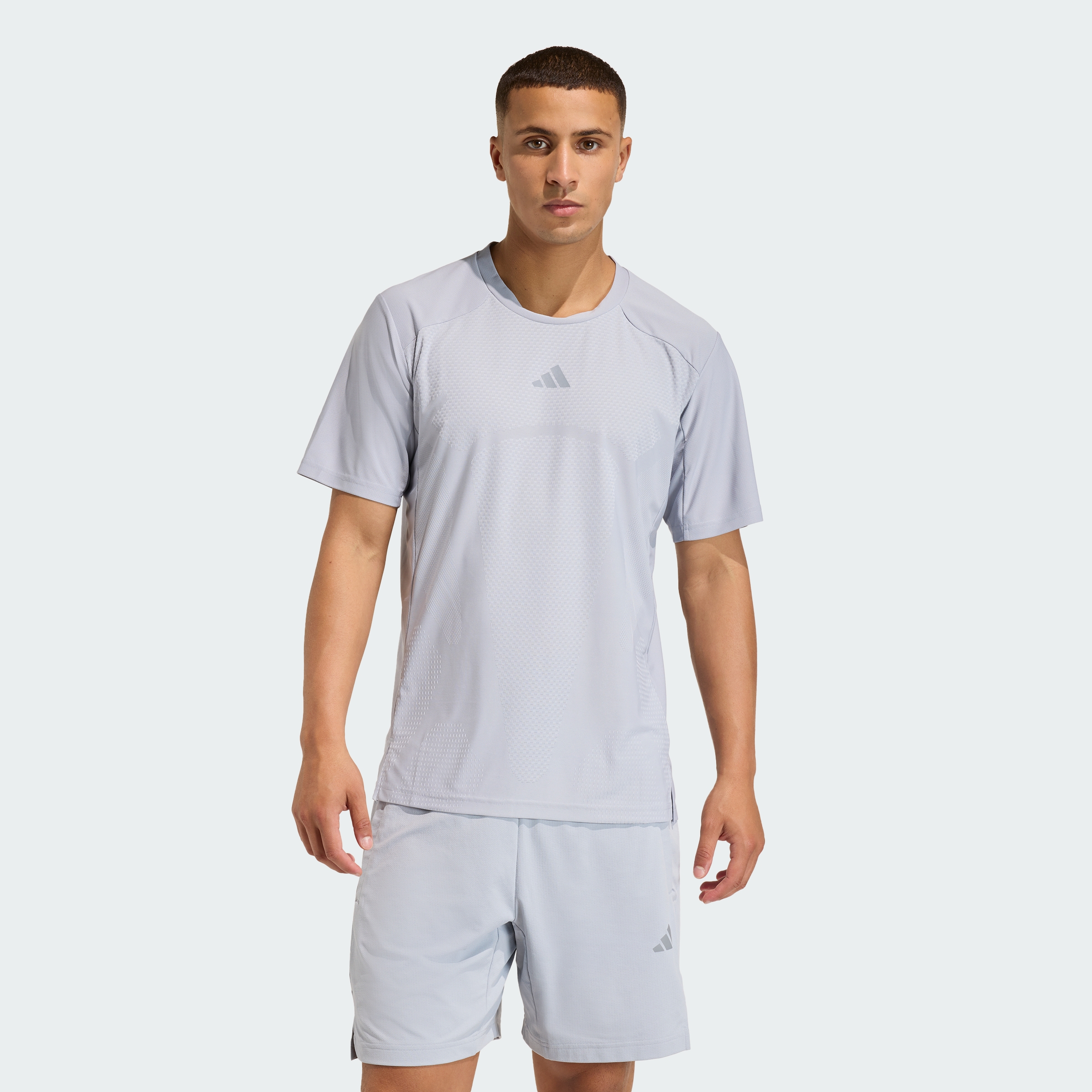 https://assets.adidas.com/images/5009fe2dd09e42e3a16828735e5d6d30_9366/KQ7502_000_plp_model.jpgKQ7502_000_plp_model.jpg