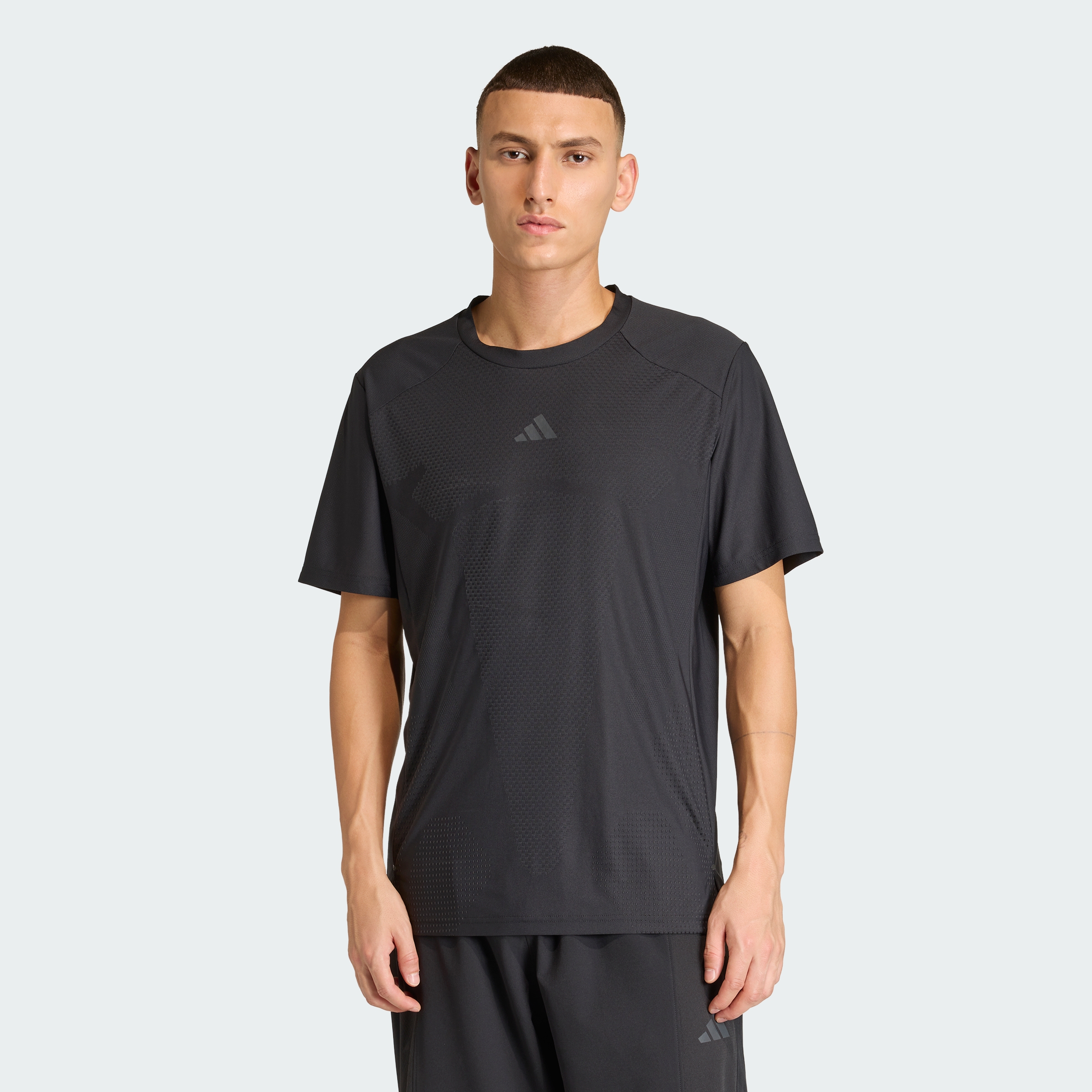 https://assets.adidas.com/images/15ff3b152b66431b8d26ec7fd0e27a1d_9366/KQ7504_000_plp_model.jpgKQ7504_000_plp_model.jpg