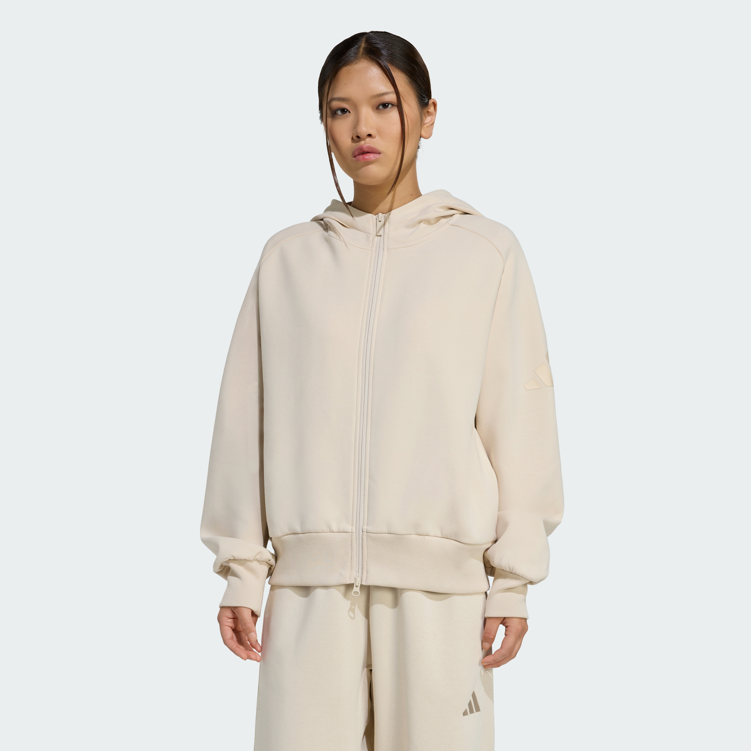 https://assets.adidas.com/images/23c7fc97c118441b85dc07c646608037_9366/KT0443_000_plp_model.jpgKT0443_000_plp_model.jpg