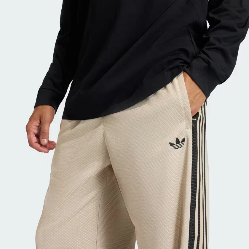 https://i.ebayimg.com/images/g/~AsAAeSwy4tqDgN0/s-l1600.webp