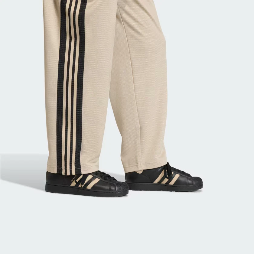 https://i.ebayimg.com/images/g/VsYAAeSwHPhqDgN0/s-l1600.webp