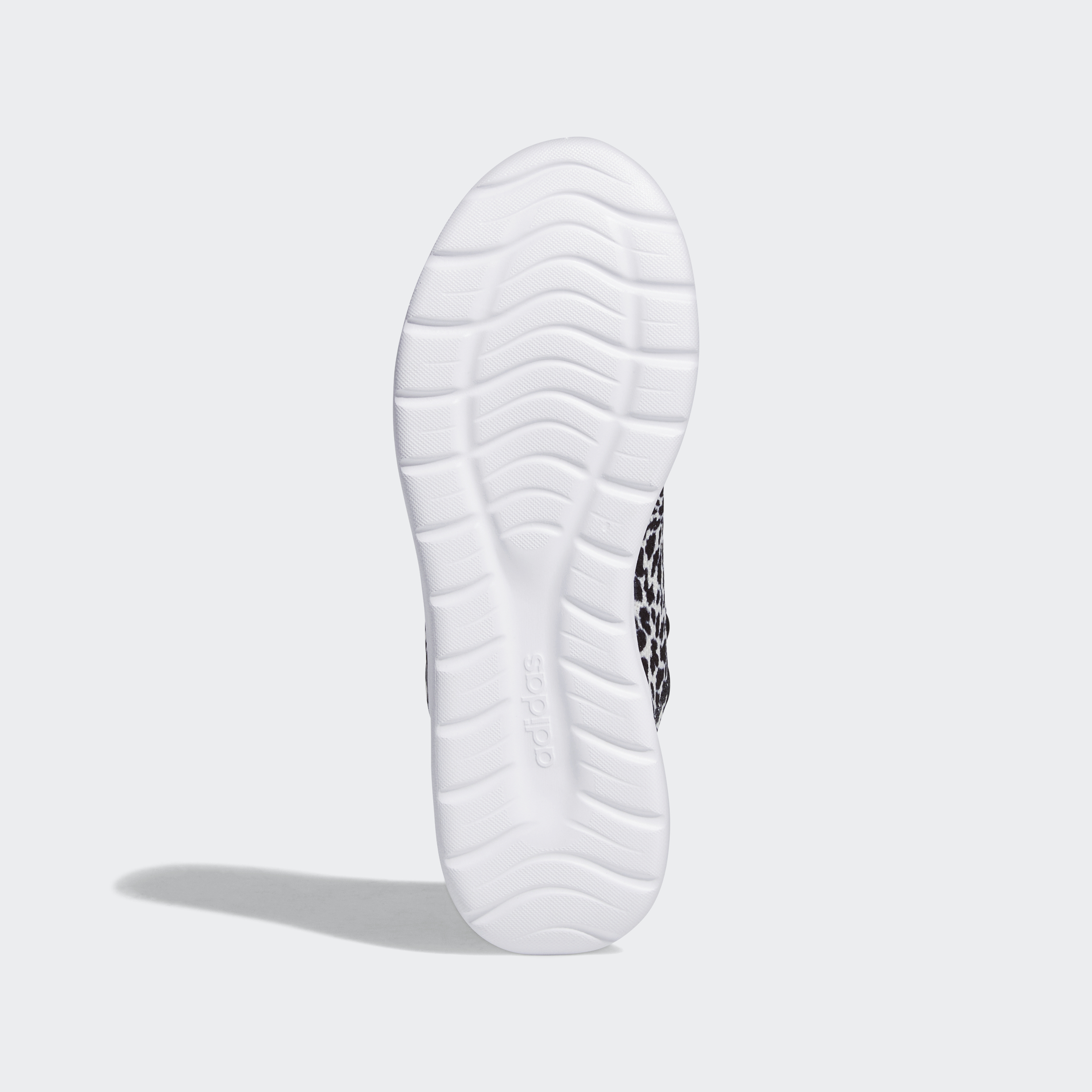 https://assets.adidas.com/images//a3757990622a44ffb8d0ae9a0011156a_9366/GW4347_03_standard.jpg