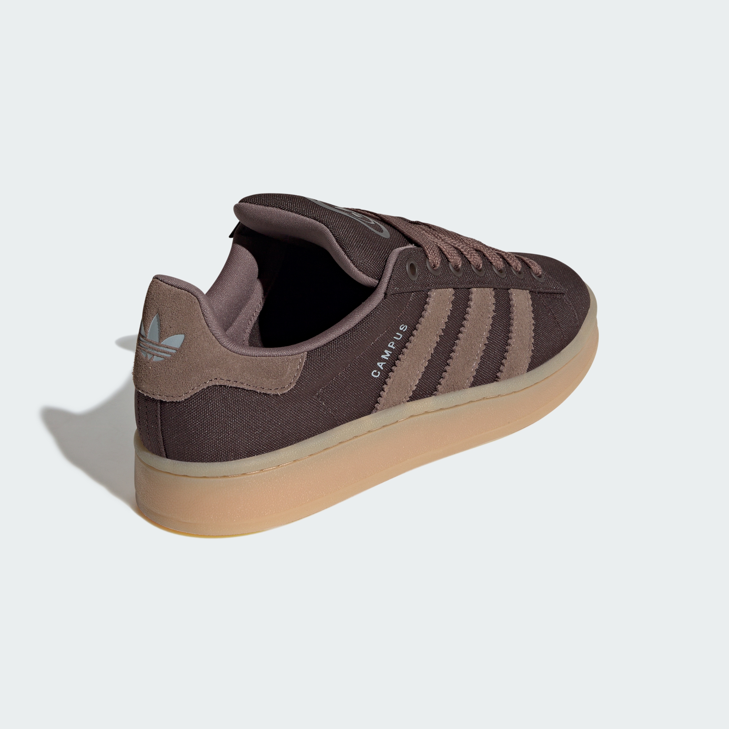 https://assets.adidas.com/images//b2d35e6a87ba4249b4ca7fba2b67bc3b_9366/IH6725_05_standard.jpg