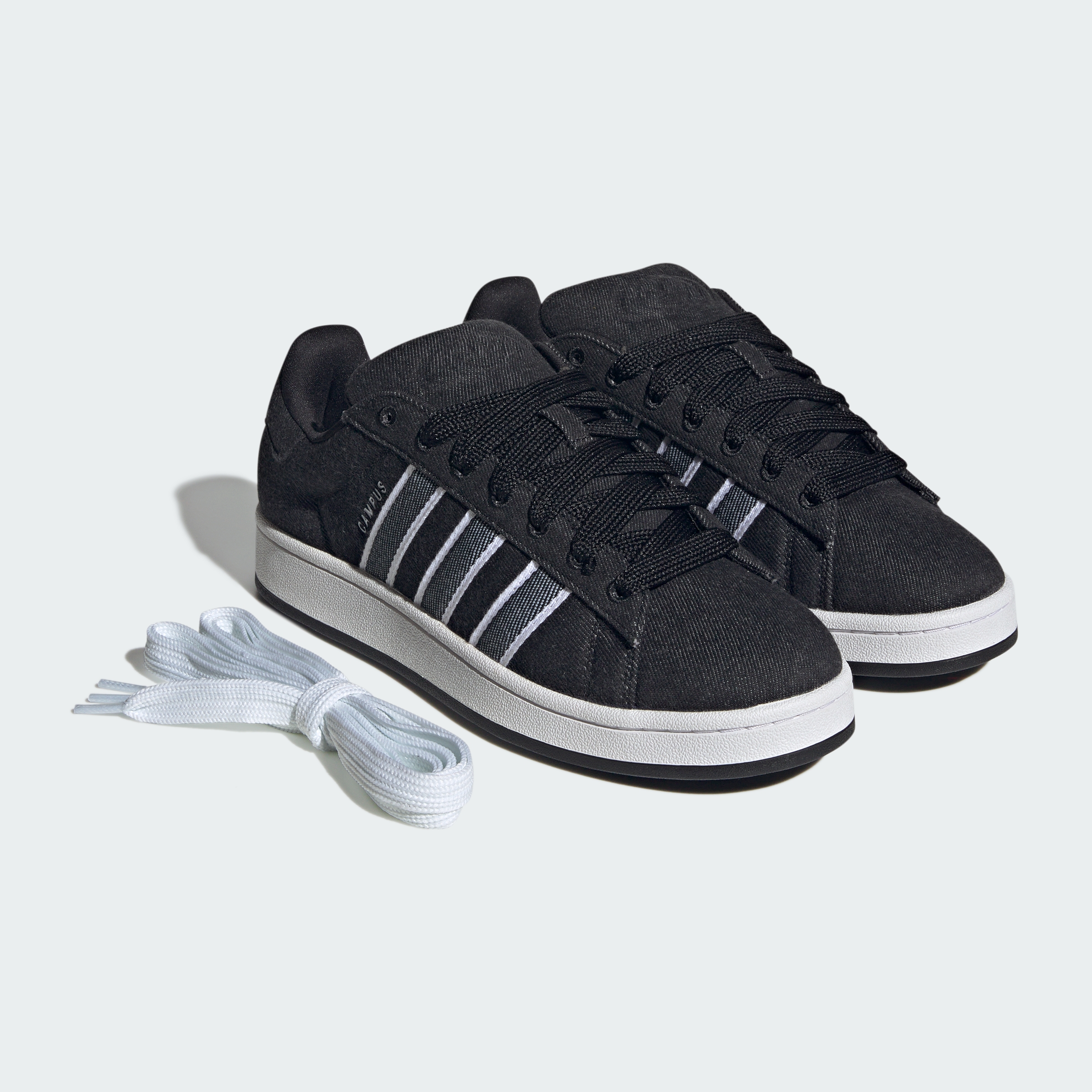 https://assets.adidas.com/images//daaf7fcfaf324deea38ca1d045f4911f_9366/IH6730_15_hover_standard.jpg