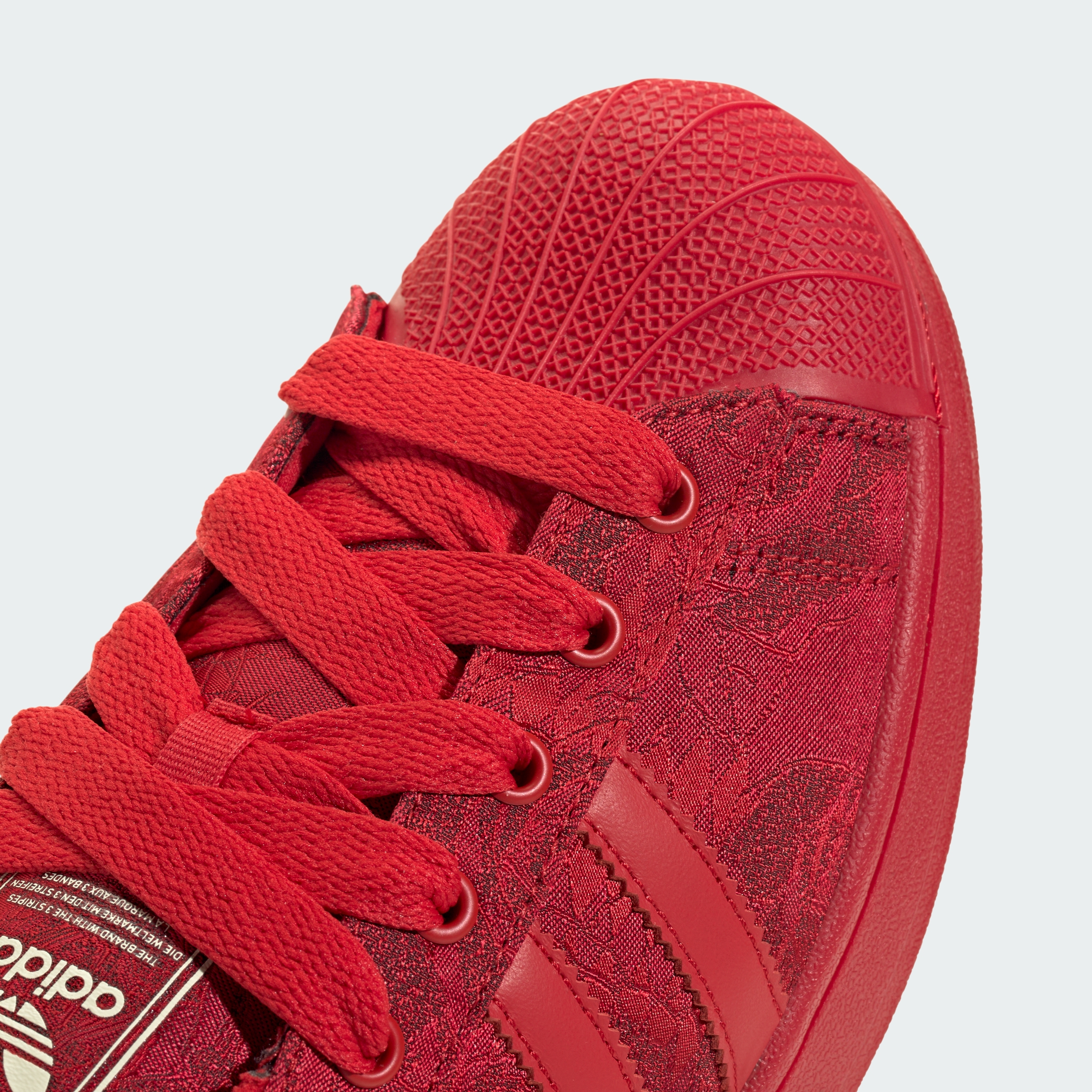 https://assets.adidas.com/images//6aaa03880e444c6a8c1ebea512cd05c2_9366/IH9302_41_detail.jpg