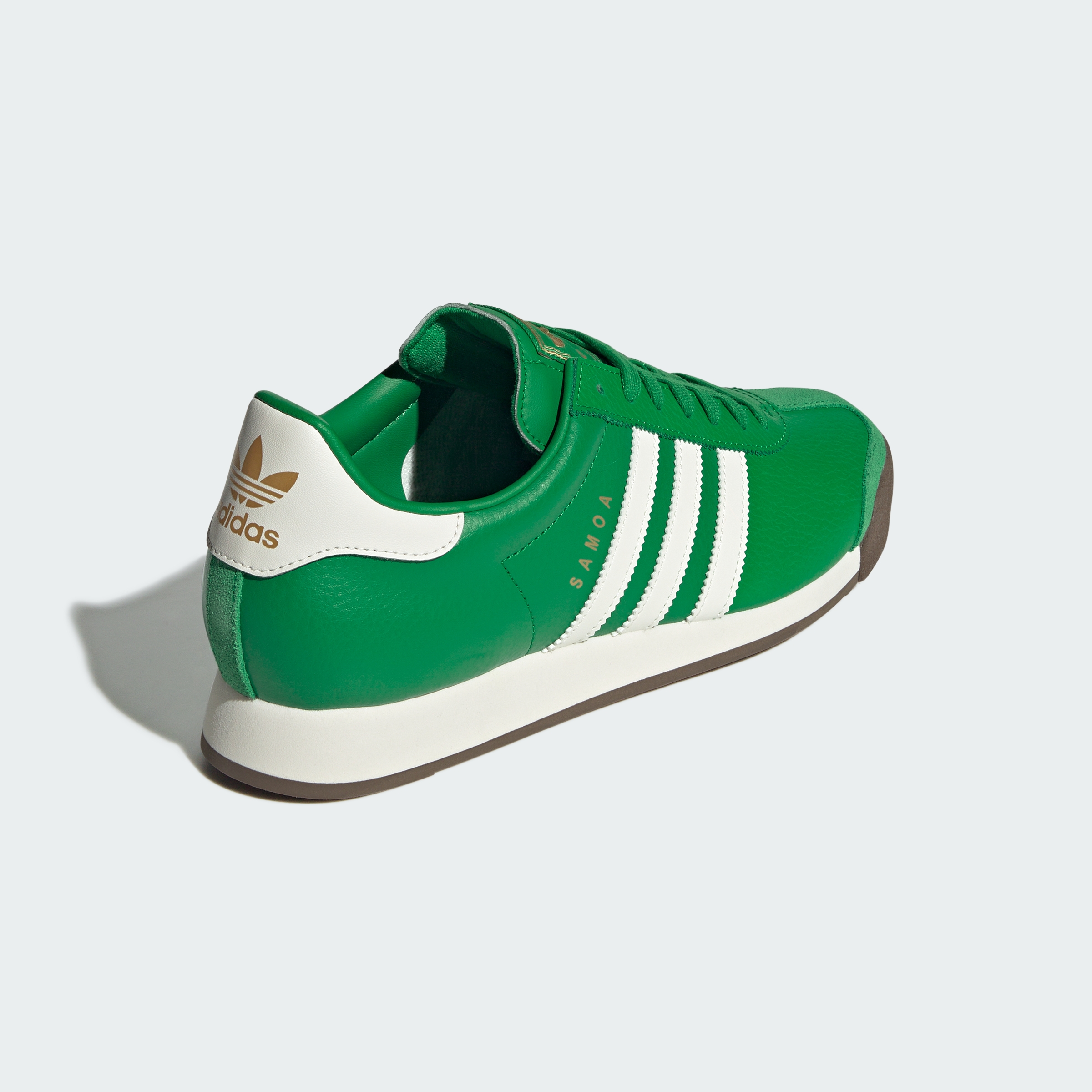 https://assets.adidas.com/images//b3ab1942525948d8af617e1fcd184636_9366/JQ0048_05_standard.jpg