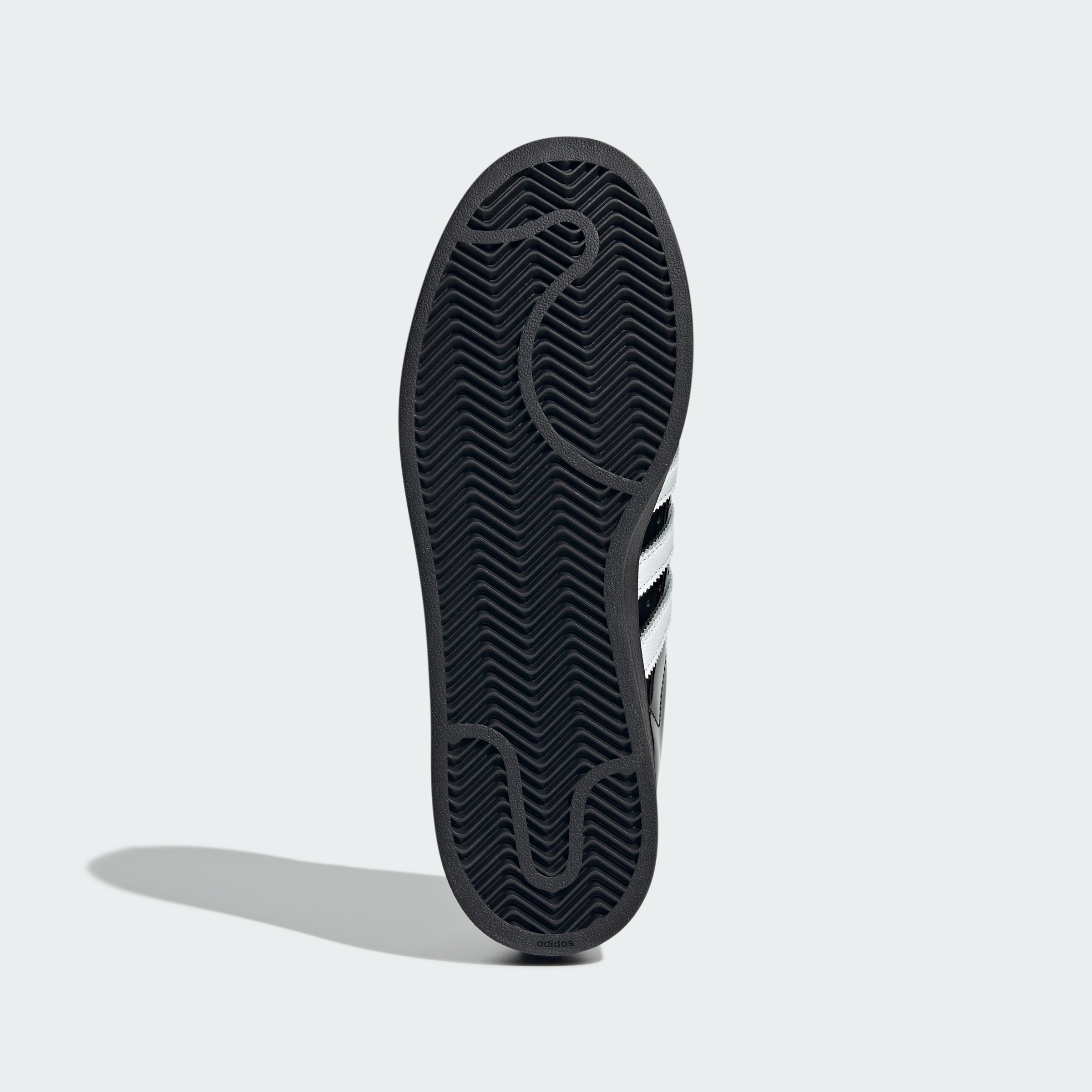 https://assets.adidas.com/images//665bbed02b3849fe8183a2fd4abb758c_9366/JR7313_03_standard.jpg
