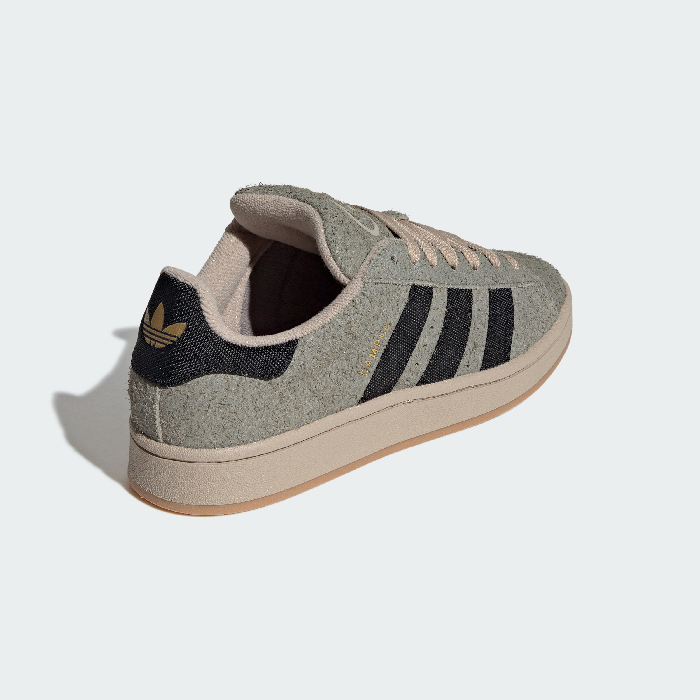 https://assets.adidas.com/images//b4520b65e7694053b12c1382d7f3334f_9366/KI0930_05_standard.jpg