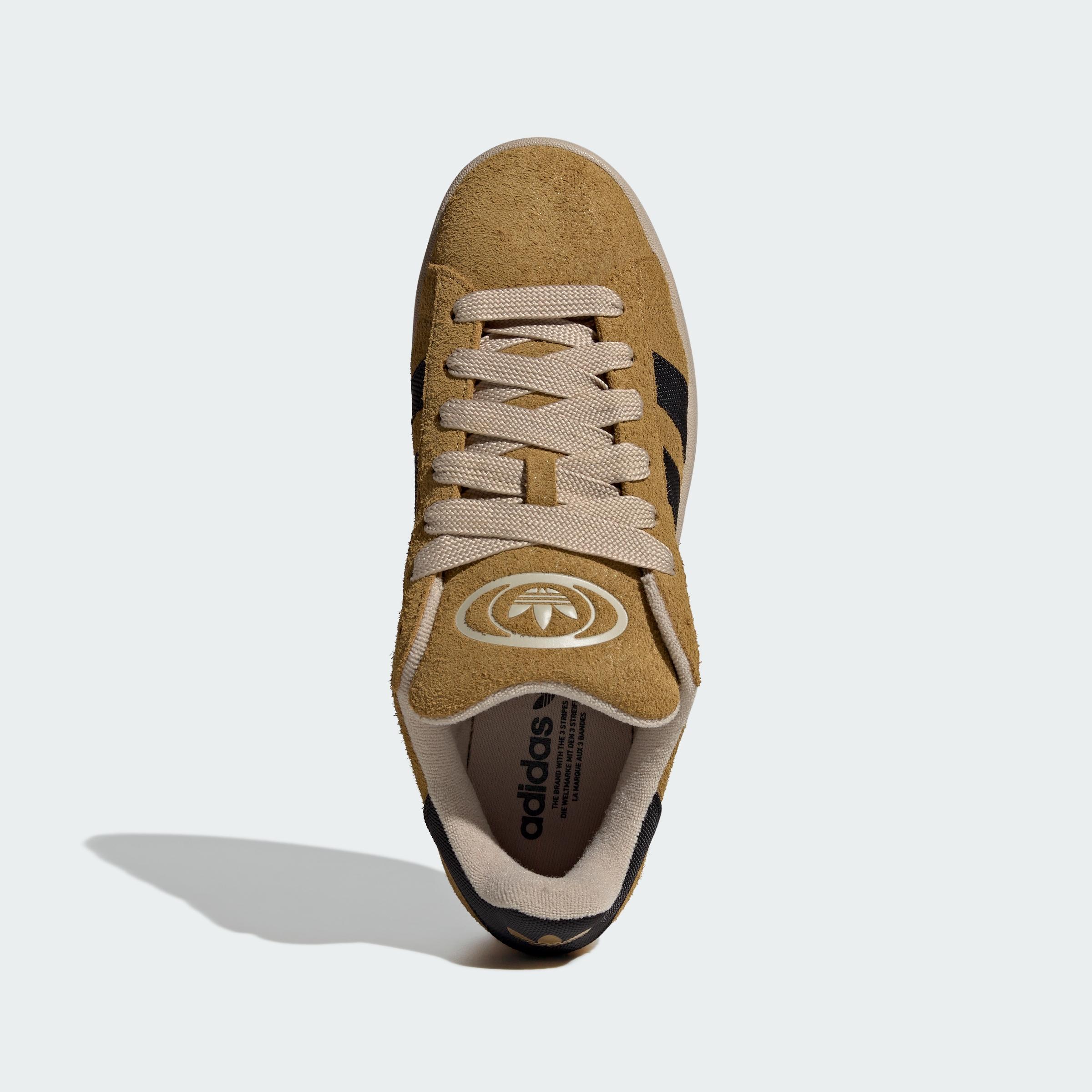 https://assets.adidas.com/images//c61137211a4041e485a3c0d3a37cce85_9366/KI0932_02_standard.jpg