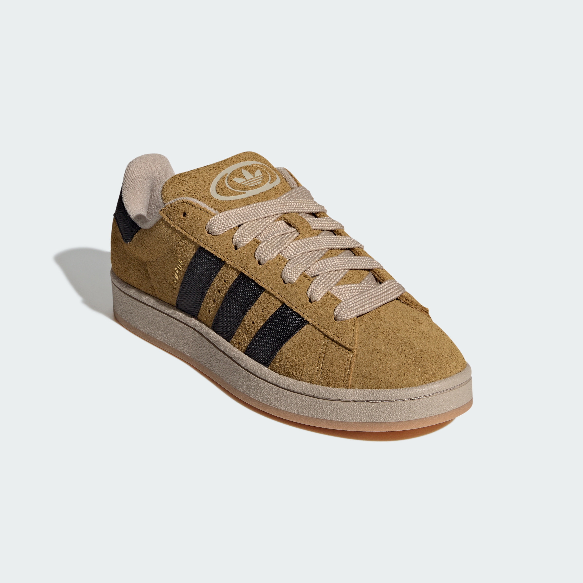 https://assets.adidas.com/images//10c531f05a3746889bfc499f92055932_9366/KI0932_04_standard.jpg