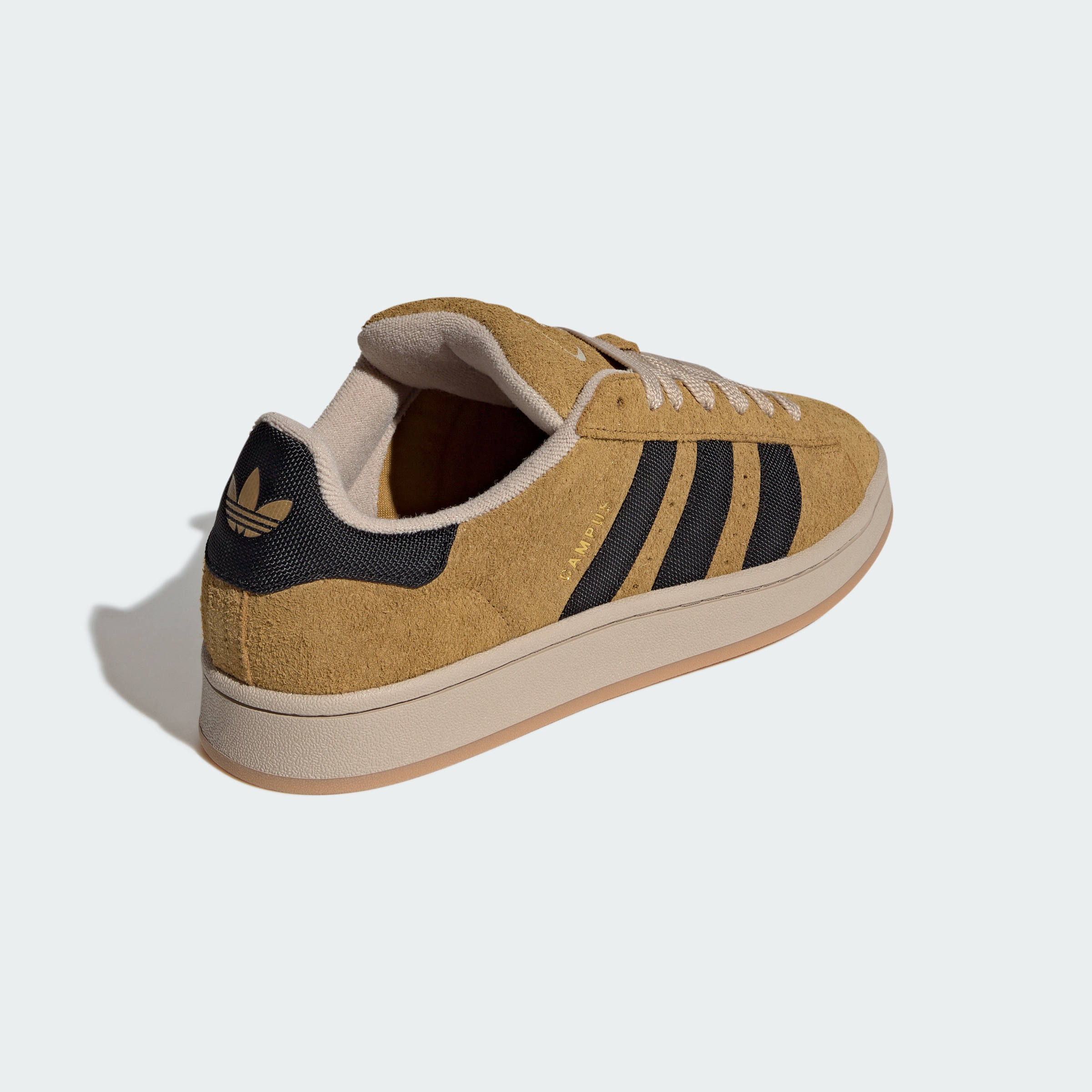 https://assets.adidas.com/images//1a2e8a8d72e74f16966aa36c0f39e959_9366/KI0932_05_standard.jpg