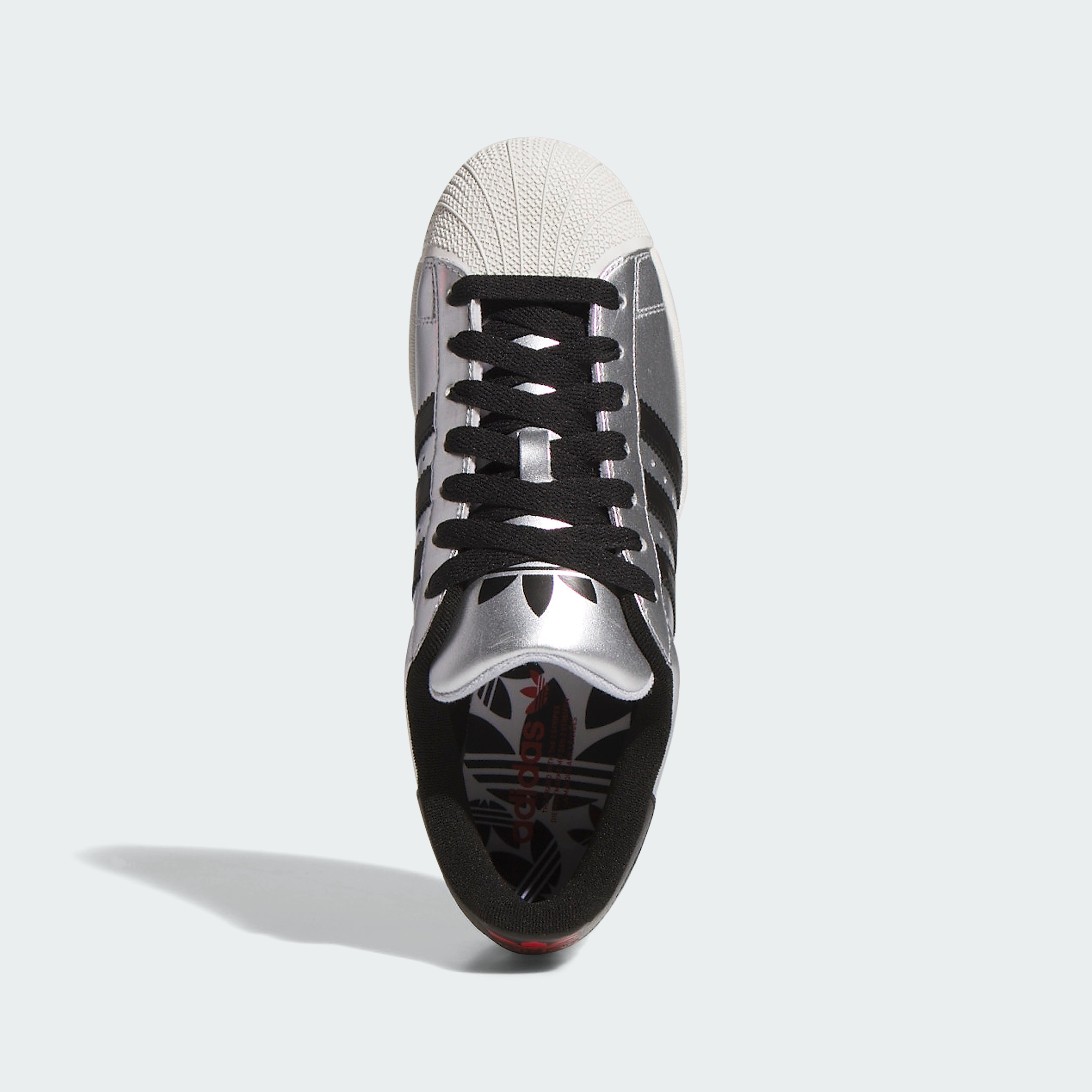 https://assets.adidas.com/images//f114e72f412c481a9938d02c140f2da1_9366/KI2005_02_standard_hover.jpg